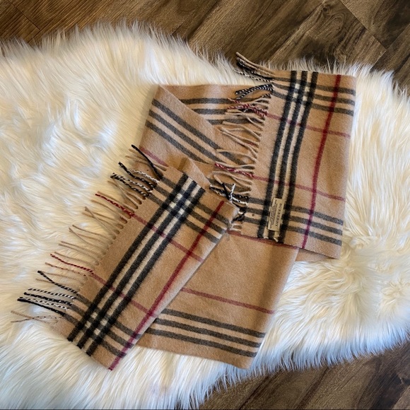 Additional pictures of my Burberry Check Scarf - Picture 9 of 11
